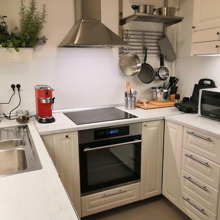 Izzy - 5 Min Walk From The Main Square Apartment Zagreb Exterior photo